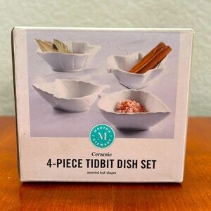 Martha Stewart Ceramic 4- Piece Tidbit Dish Set Assorted Leaf Shapes Not Used